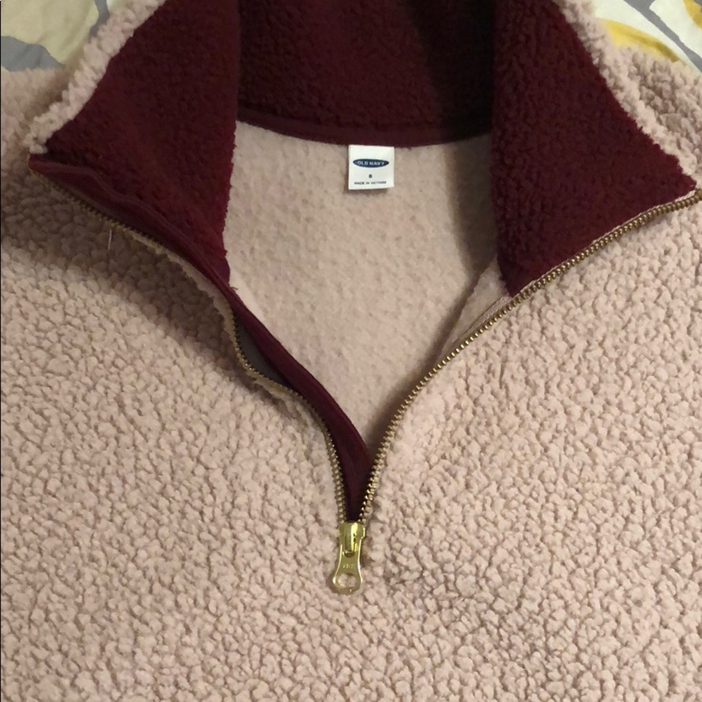 💚3/$13 Old Navy pink/maroon Sherpa